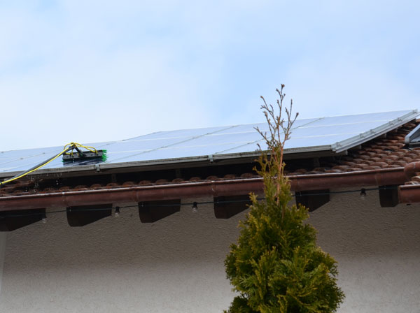 Solarzellenreinigung - Lebert Dienstleistungen Großwallstadt